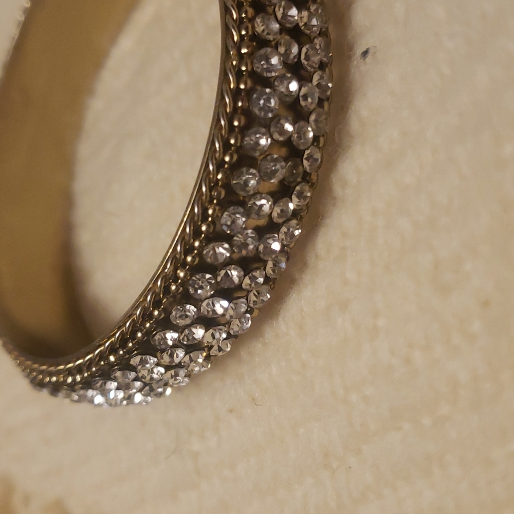 Crystal bracelet bangle